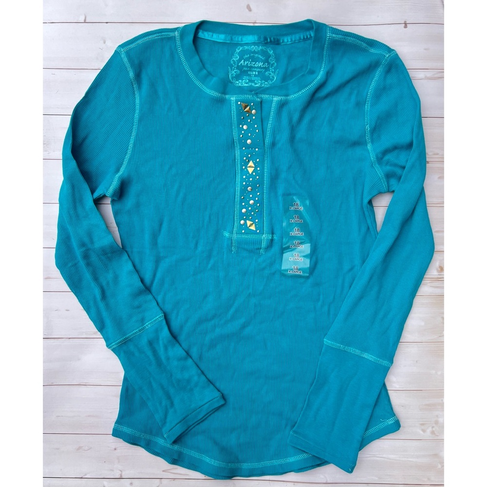 Y2K Style Top